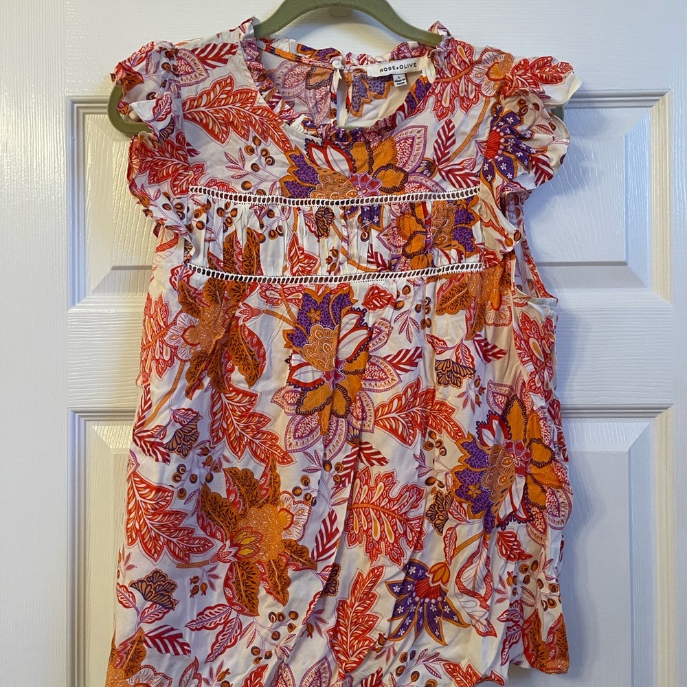 Floral Print Ruffle Sleeve Top